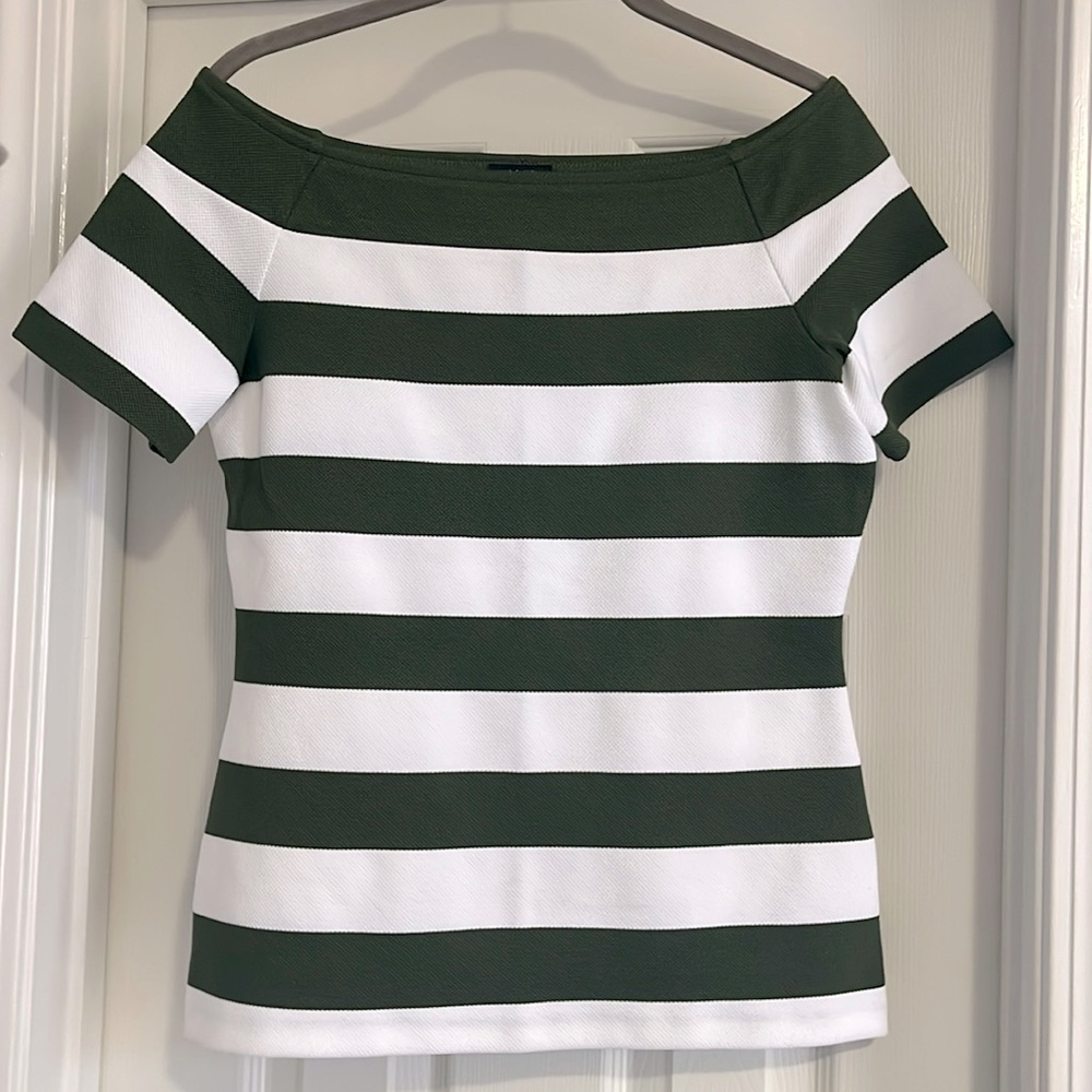 Ann Taylor Factory boatneck army green and white striped short sleeve shirt S